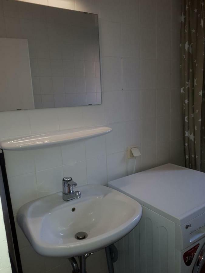 **** Comfortable Studio **** Hansaring 19, Mediapark, Messe, Dom * Keulen