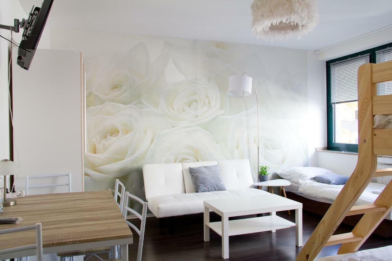 **** Comfortable Studio **** Hansaring 19, Mediapark, Messe, Dom * Keulen